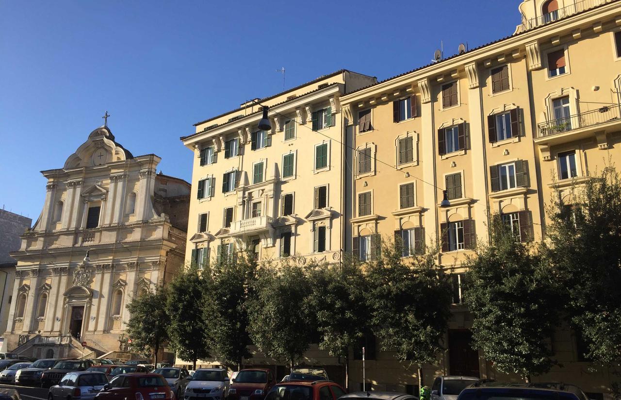 Stazione San Pietro 20 Apartment Roma Ngoại thất bức ảnh